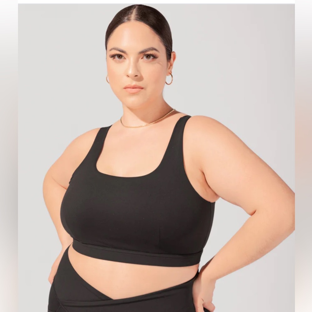 POPFLEX Black Tone Sports Bra